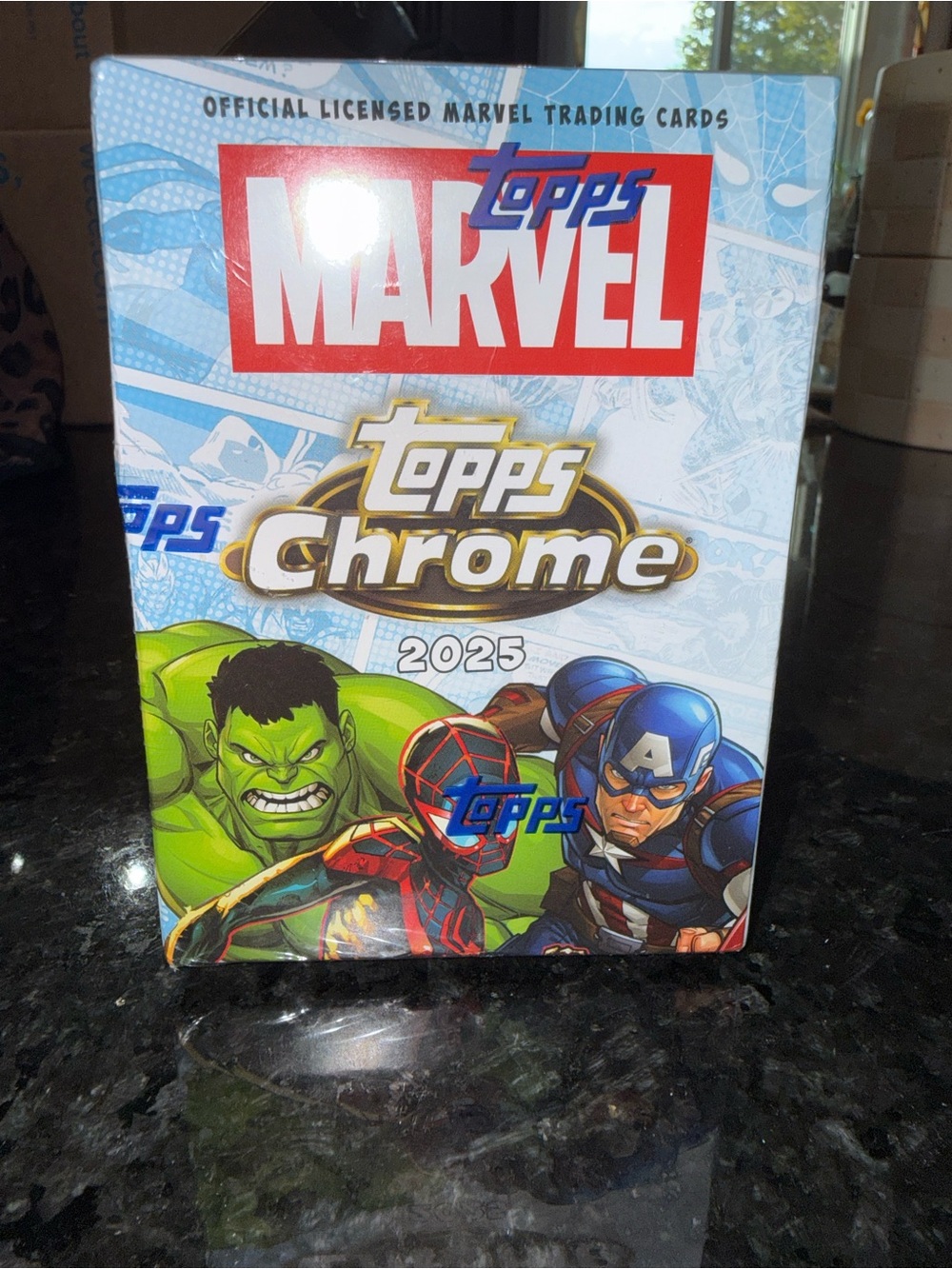 Topps Marvel Chrome 2025 Trading Cards Box -